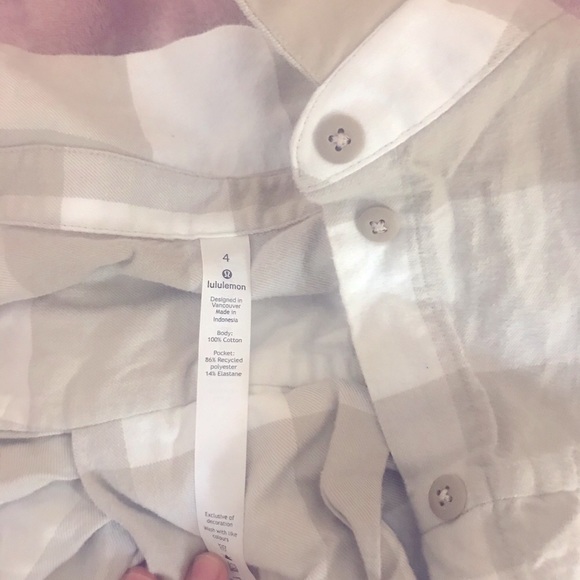 Lululemon - Picture 2 of 5